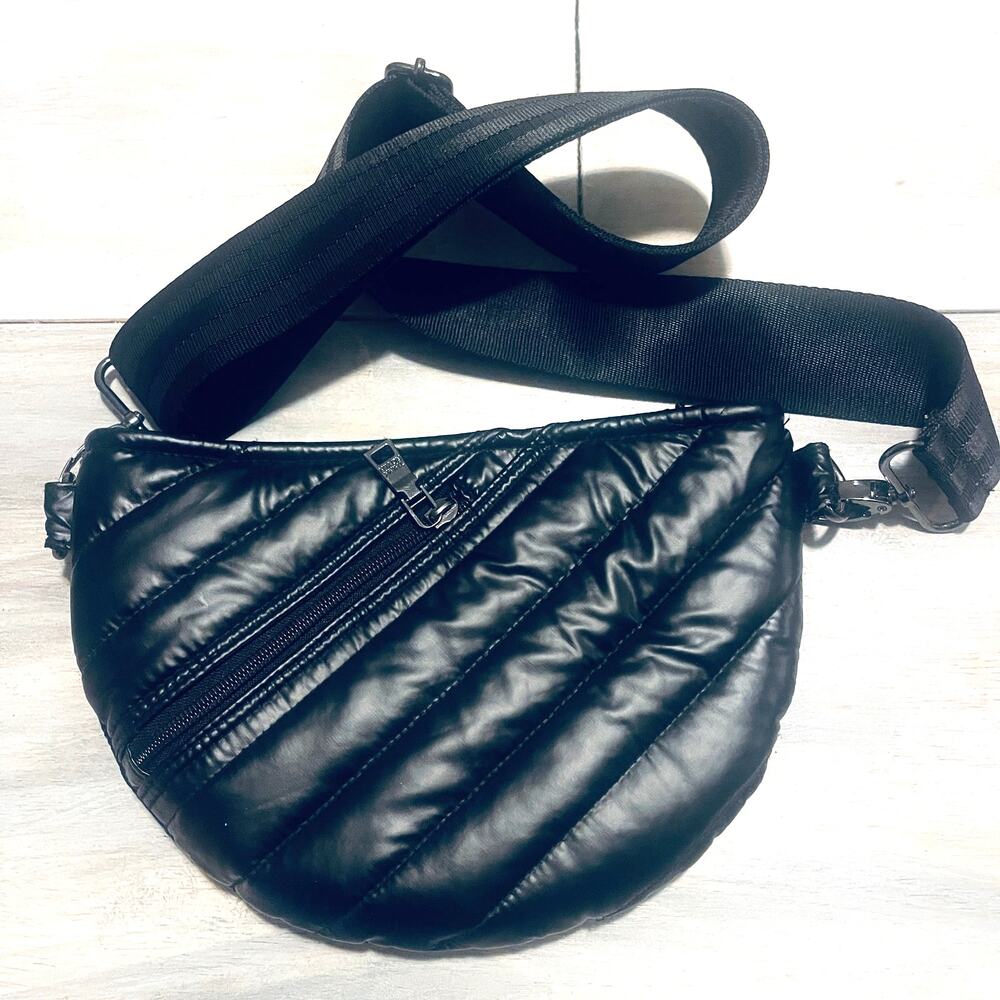 Think Rolyn Freebird Convertible Crossbody - Picture 4 of 6